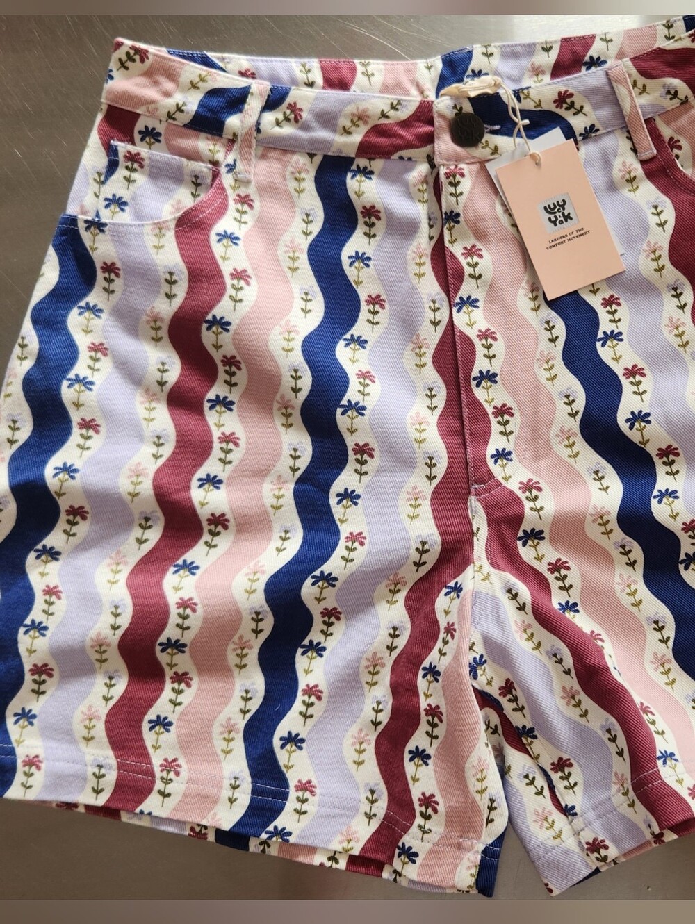 Lucy And Yak Women's Floral Wave-Print Denim Shorts - Pink, Blue, Red BNWT